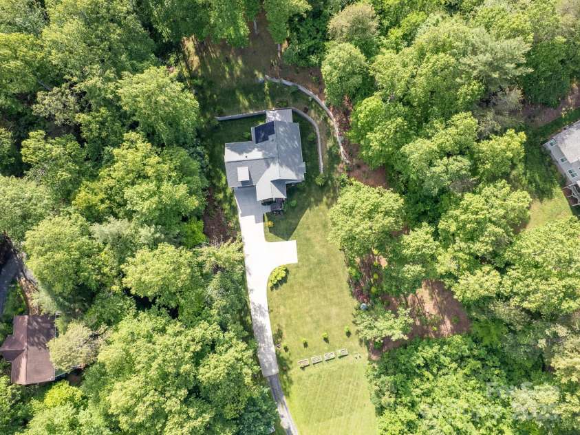 26 Addison Fisher Way, Asheville, NC 28805.  MLS# CAR4262928, YatesRealty ID 20409. 