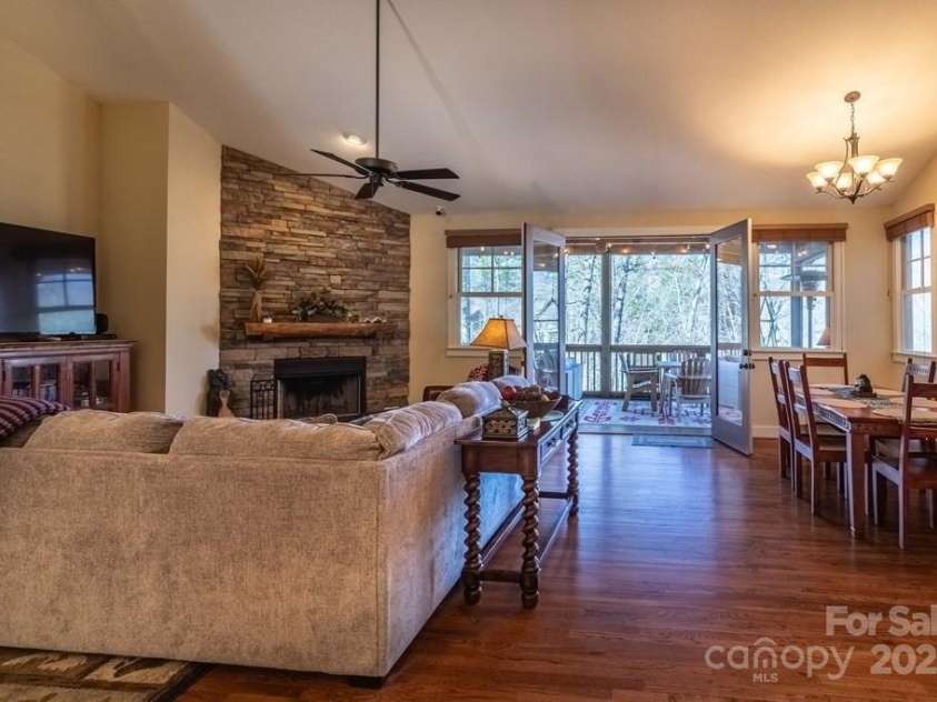 31 Whispering Falls Court, Tuckasegee, NC 28783.  MLS# CAR4234126, YatesRealty ID 2041. 