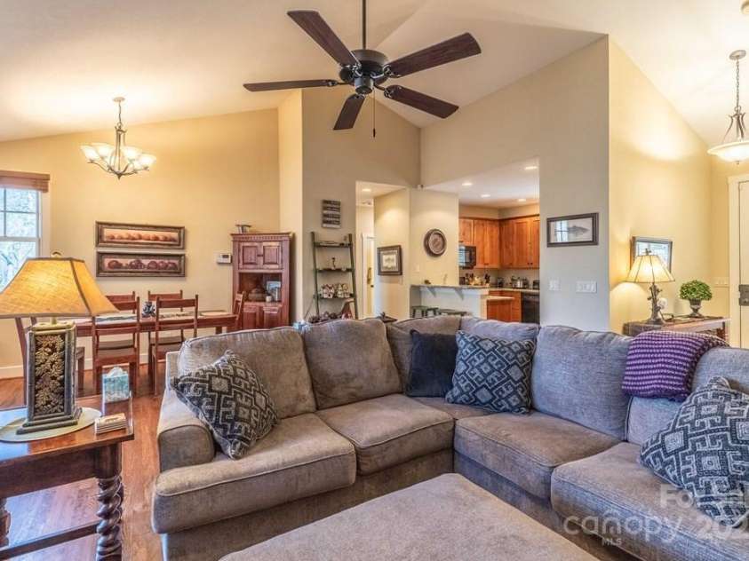 31 Whispering Falls Court, Tuckasegee, NC 28783.  MLS# CAR4234126, YatesRealty ID 2041. 