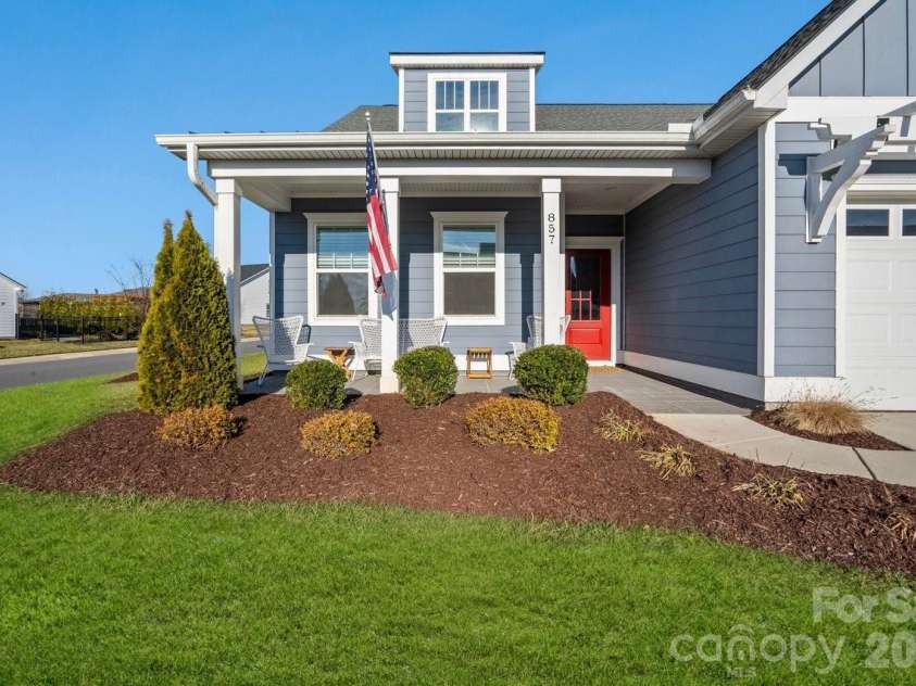857 Black Beard Drive, Denver, NC 28037.  MLS# CAR4329877, YatesRealty ID 2041. 