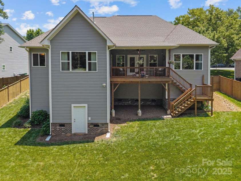 3633 Longpond Lane, Monroe, NC 28110.  MLS# CAR4267691, YatesRealty ID 20410. 
