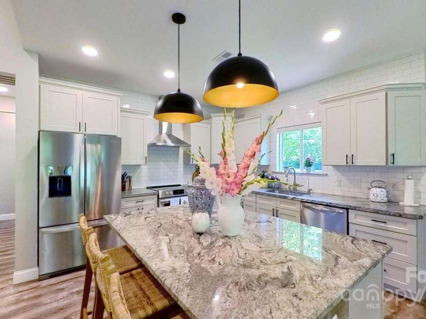 3633 Longpond Lane, Monroe, NC 28110.  MLS# CAR4267691, YatesRealty ID 20410. 