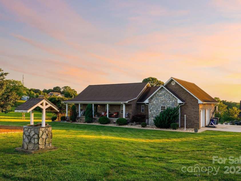 2843 Startown Road, Lincolnton, NC 28092.  MLS# CAR4261561, YatesRealty ID 20411. 