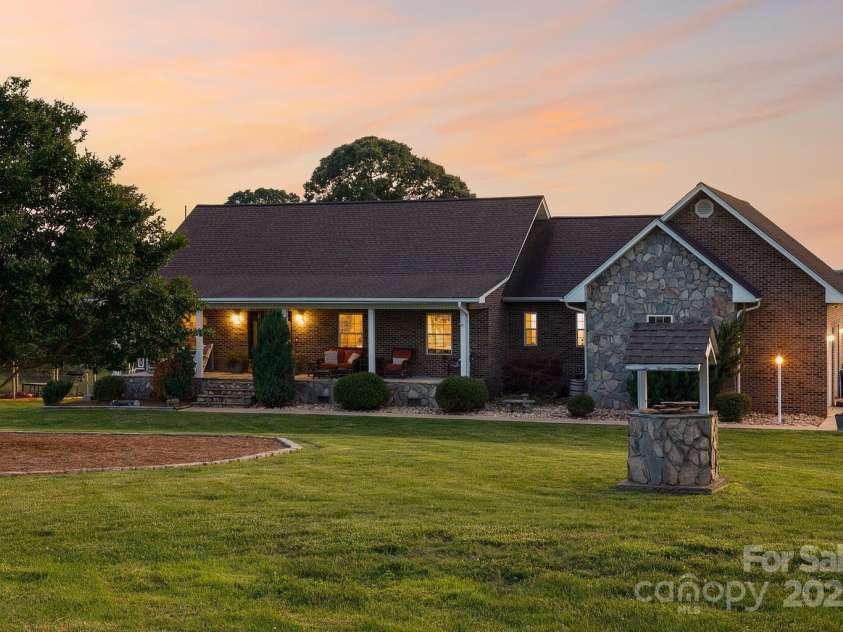 2843 Startown Road, Lincolnton, NC 28092.  MLS# CAR4261561, YatesRealty ID 20411. 