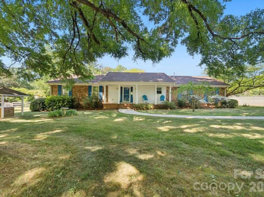 6425 Lebanon Road, Mint Hill, NC 28227.  MLS# CAR4375108, YatesRealty ID 20411. 