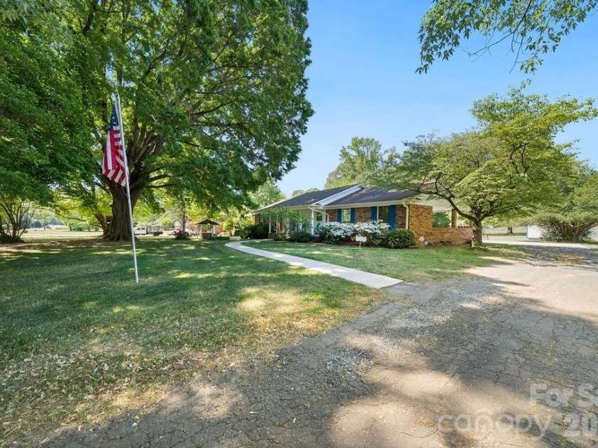 6425 Lebanon Road, Mint Hill, NC 28227.  MLS# CAR4375108, YatesRealty ID 20411. 
