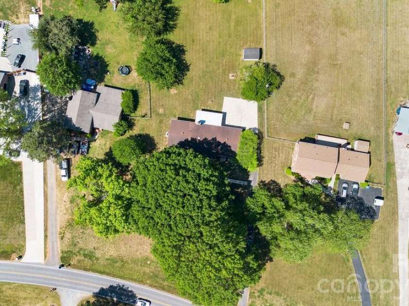 6425 Lebanon Road, Mint Hill, NC 28227.  MLS# CAR4375108, YatesRealty ID 20411. 