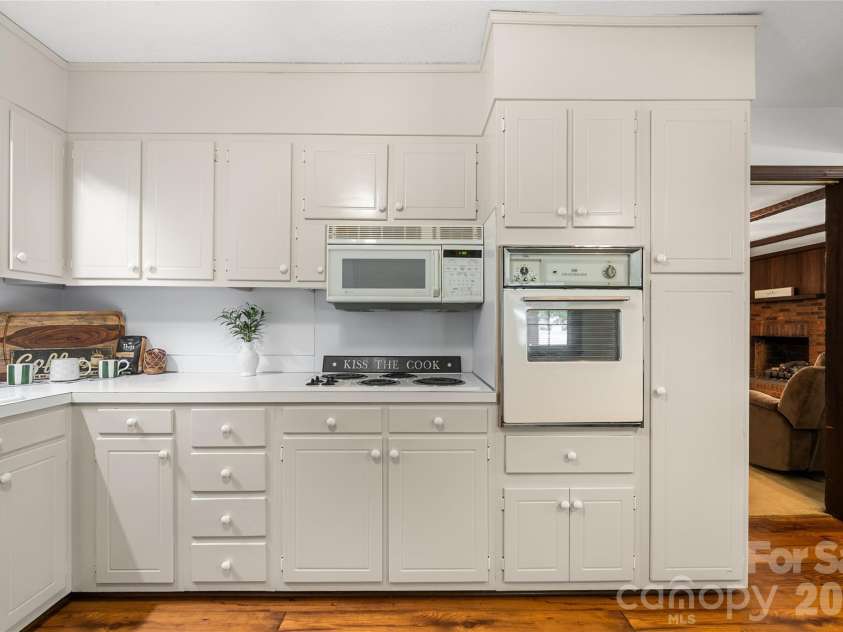 6425 Lebanon Road, Mint Hill, NC 28227.  MLS# CAR4375108, YatesRealty ID 20411. 