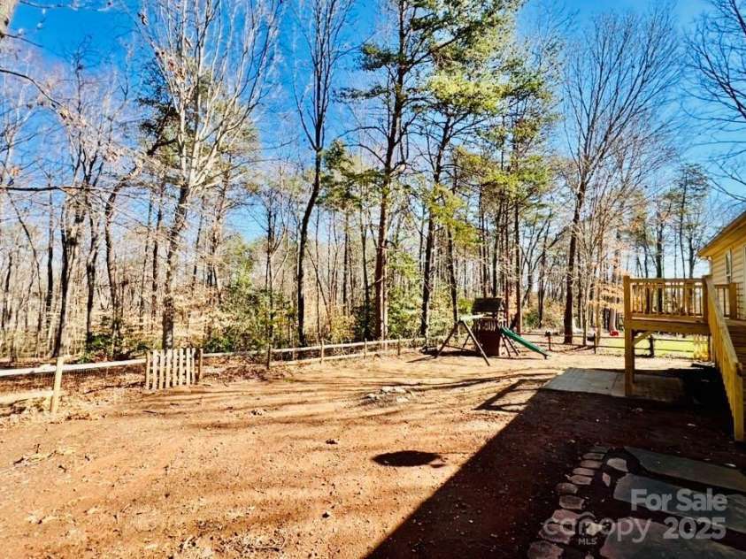 177 Highland Woods Court, Denver, NC 28037.  MLS# CAR4222769, YatesRealty ID 20413. 