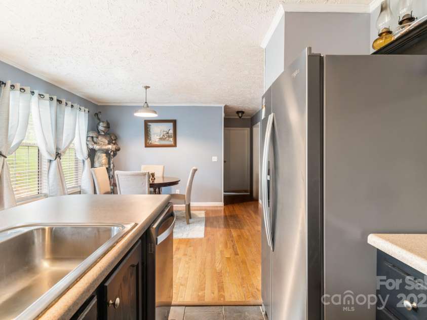 49 Perseverance Drive, Canton, NC 28716.  MLS# CAR4259278, YatesRealty ID 20414. 