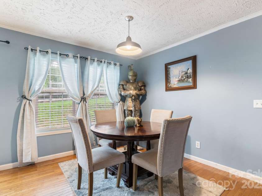 49 Perseverance Drive, Canton, NC 28716.  MLS# CAR4259278, YatesRealty ID 20414. 