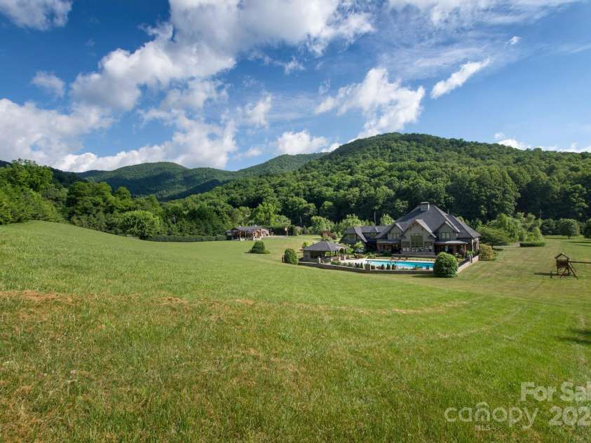51 Plott Valley Road, Waynesville, NC 28786.  MLS# CAR4173969, YatesRealty ID 20415. 