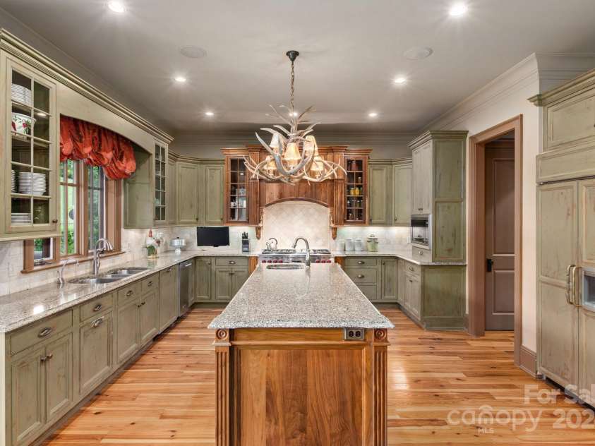51 Plott Valley Road, Waynesville, NC 28786.  MLS# CAR4173969, YatesRealty ID 20415. 