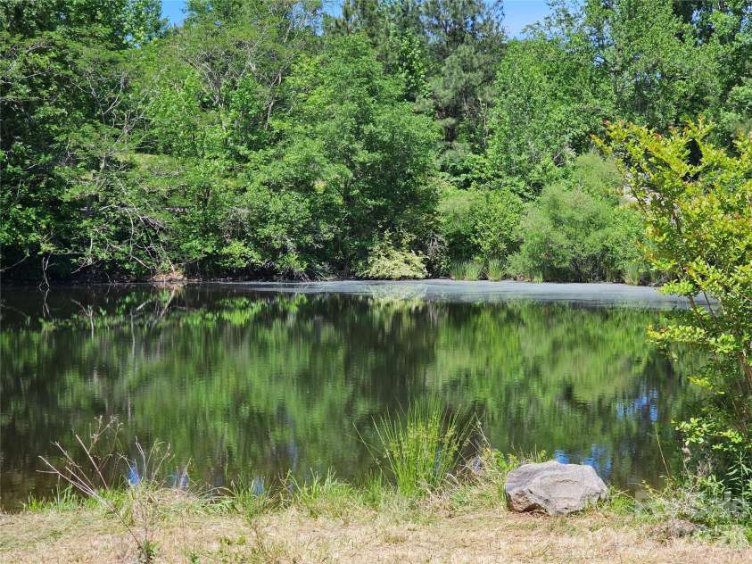 5692 Brooklyn Road, Great Falls, SC 29055.  MLS# CAR4377472, YatesRealty ID 20415. 
