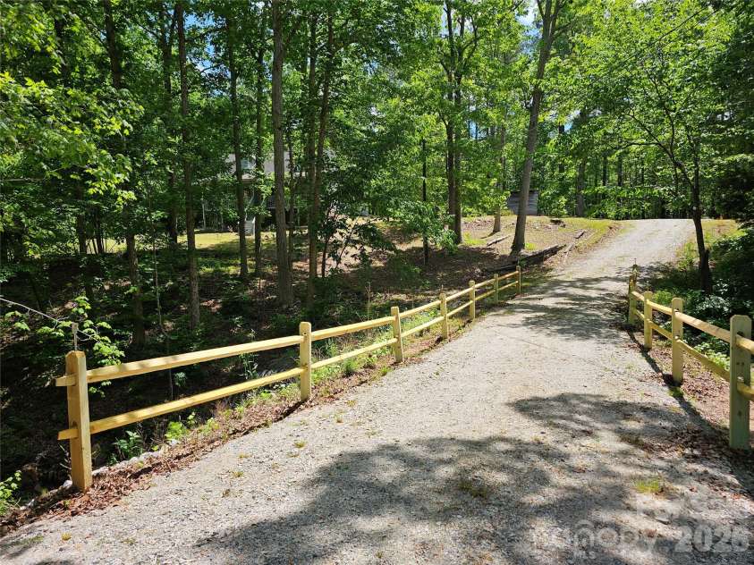 5692 Brooklyn Road, Great Falls, SC 29055.  MLS# CAR4377472, YatesRealty ID 20415. 