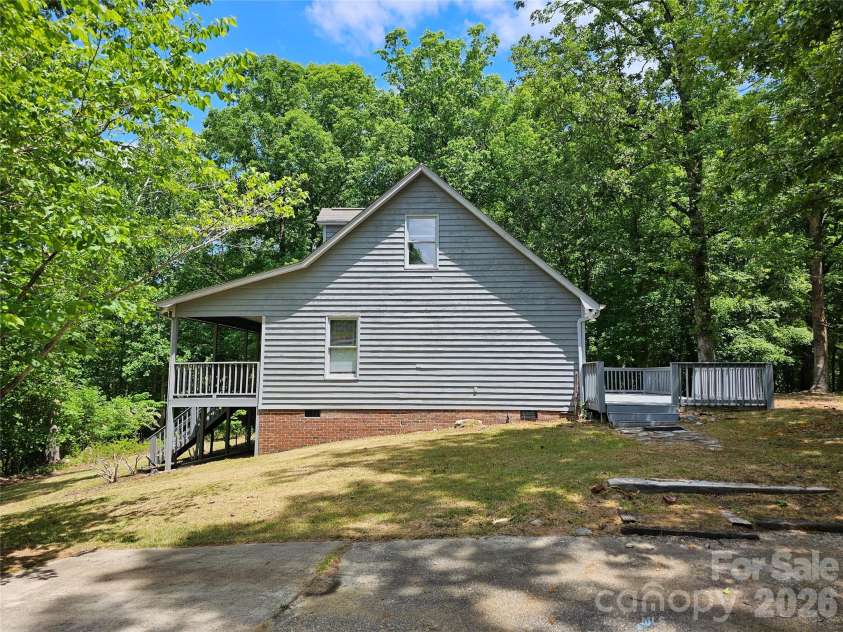 5692 Brooklyn Road, Great Falls, SC 29055.  MLS# CAR4377472, YatesRealty ID 20415. 