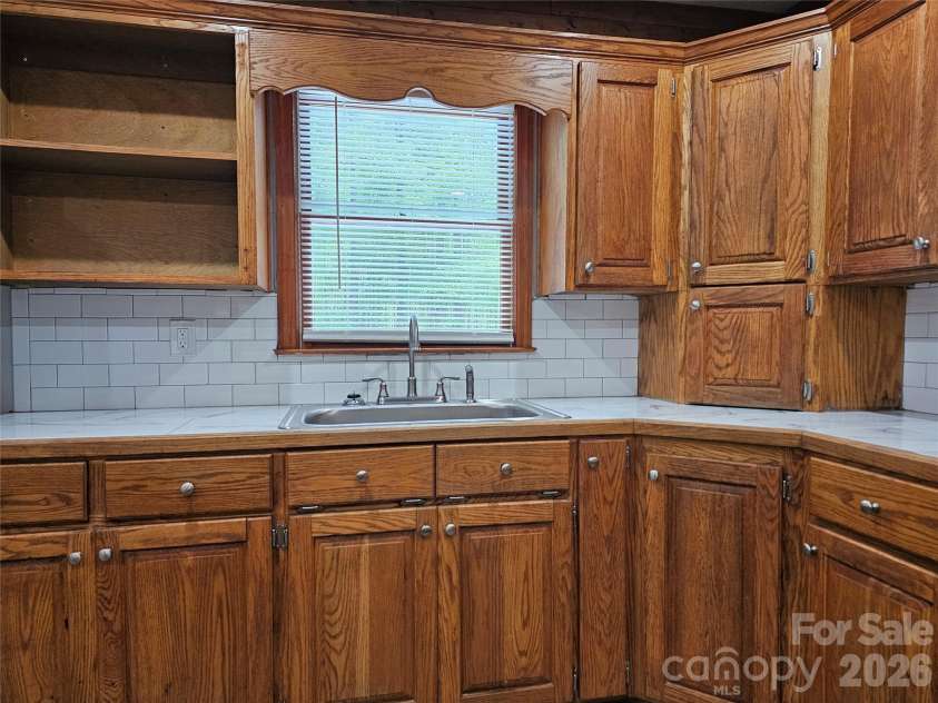 5692 Brooklyn Road, Great Falls, SC 29055.  MLS# CAR4377472, YatesRealty ID 20415. 