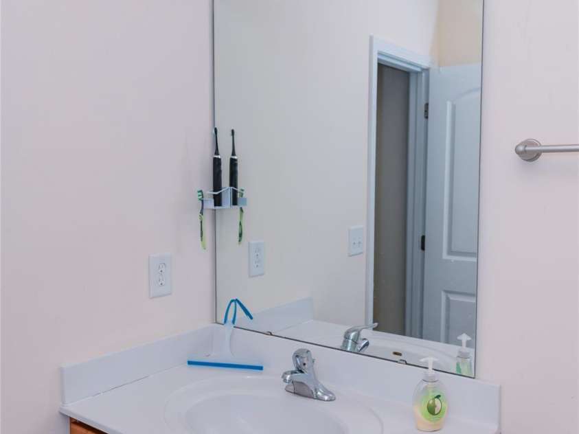 10443 Benfield Road, Charlotte, NC 28269.  MLS# CAR4380013, YatesRealty ID 20416. 