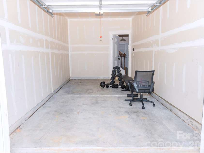 10443 Benfield Road, Charlotte, NC 28269.  MLS# CAR4380013, YatesRealty ID 20416. Garage