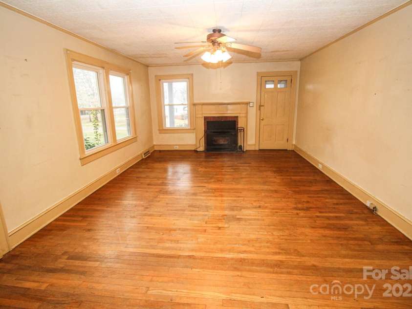 2913 & 2901 Wesleyan Church Road, Lincolnton, NC 28092.  MLS# CAR4211751, YatesRealty ID 20417. 