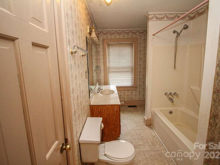 2913 & 2901 Wesleyan Church Road, Lincolnton, NC 28092.  MLS# CAR4211751, YatesRealty ID 20417. 