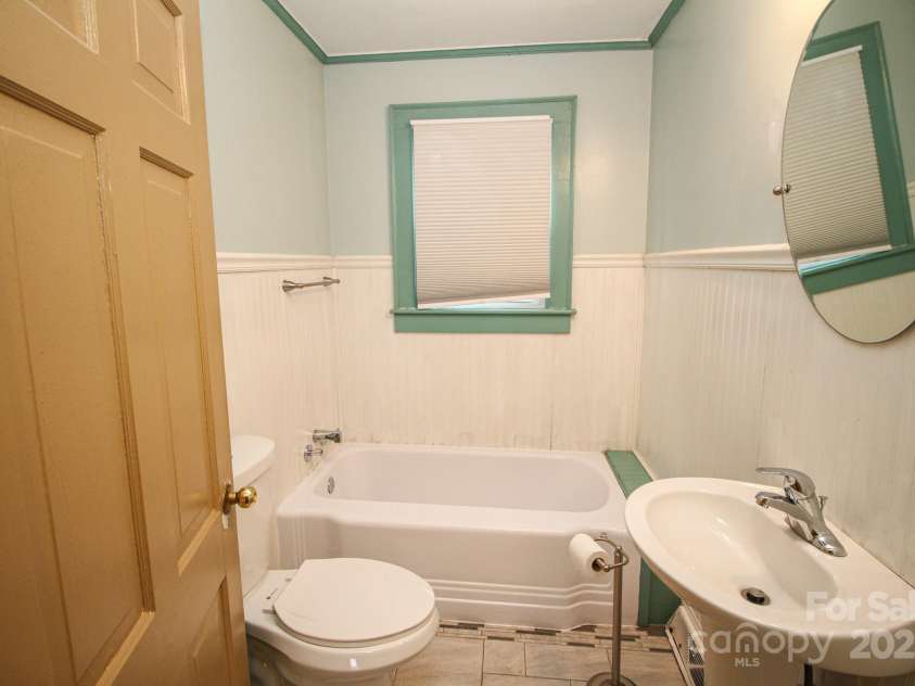 2913 & 2901 Wesleyan Church Road, Lincolnton, NC 28092.  MLS# CAR4211751, YatesRealty ID 20417. 