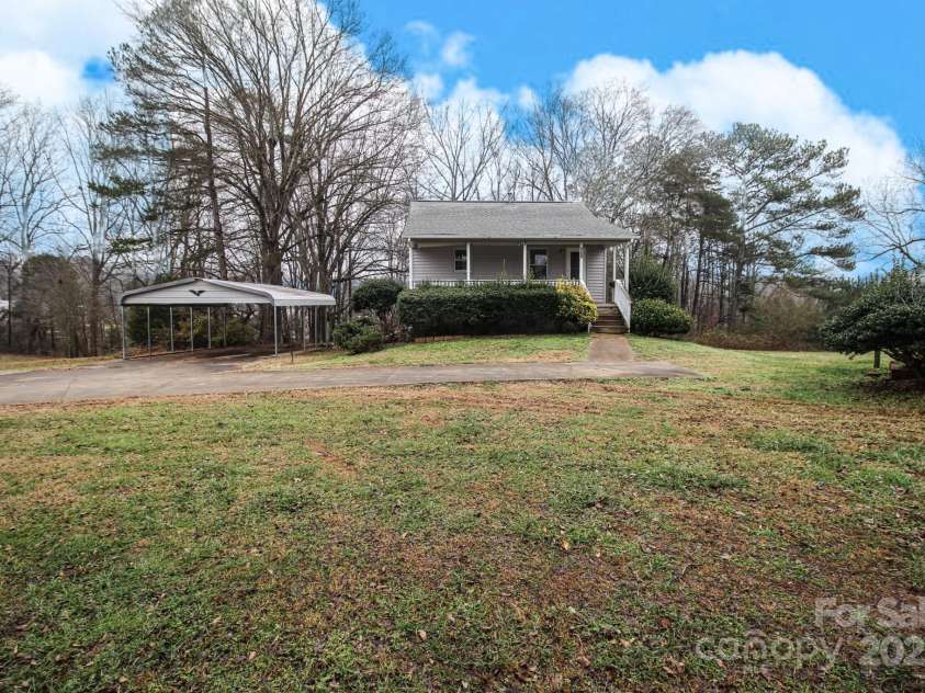 2913 & 2901 Wesleyan Church Road, Lincolnton, NC 28092.  MLS# CAR4211751, YatesRealty ID 20417. 