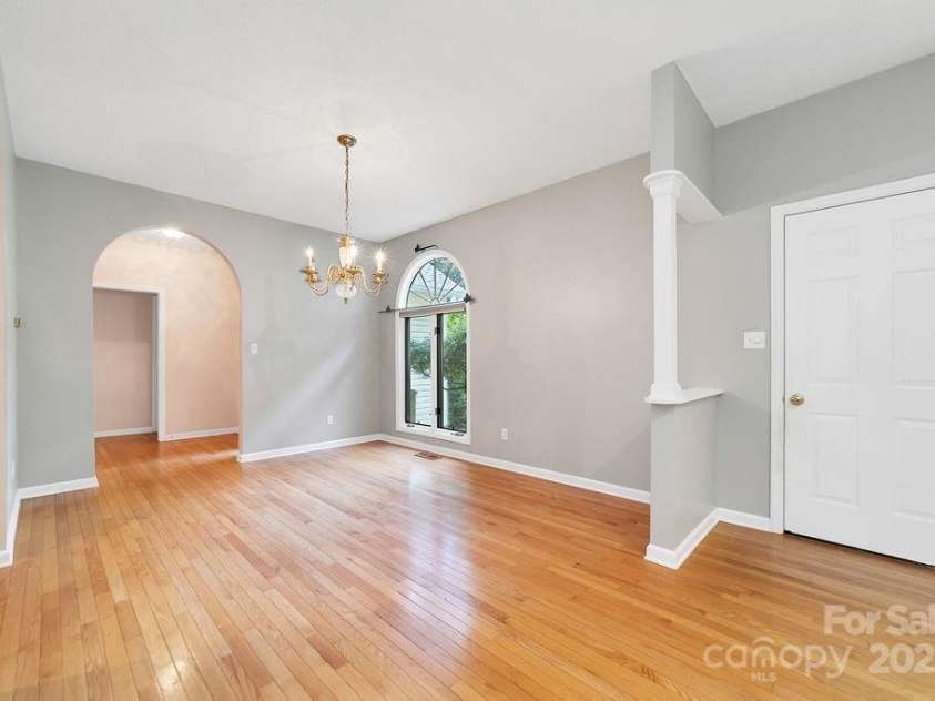 54 Wintergreen Drive, Brevard, NC 28712.  MLS# CAR4306705, YatesRealty ID 20417. 