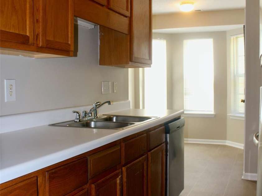 4621 Victory Lane, Charlotte, NC 28269.  MLS# CAR4375490, YatesRealty ID 20418. 