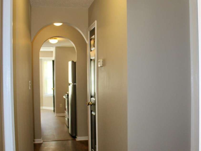 4621 Victory Lane, Charlotte, NC 28269.  MLS# CAR4375490, YatesRealty ID 20418. 