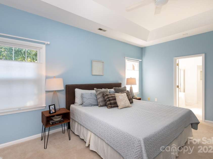 6507 Fairway Point Drive, Charlotte, NC 28269.  MLS# CAR4270294, YatesRealty ID 20418. 