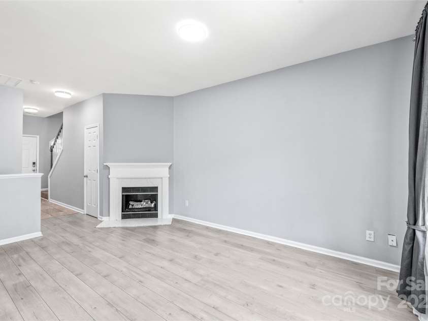 2059 Lennox Square Road, Charlotte, NC 28210.  MLS# CAR4245907, YatesRealty ID 20419. 