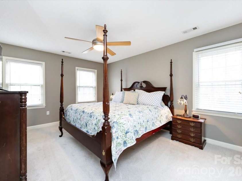 5042 Virginian Lane, Charlotte, NC 28226.  MLS# CAR4345660, YatesRealty ID 2042. 
