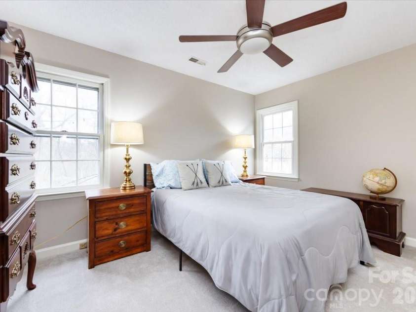 5042 Virginian Lane, Charlotte, NC 28226.  MLS# CAR4345660, YatesRealty ID 2042. 
