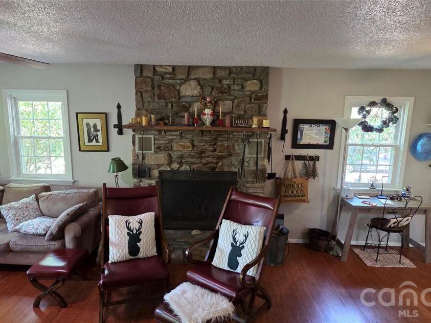 140 Elijah Hall Road, Black Mountain, NC 28711.  MLS# CAR4376953, YatesRealty ID 20420. 