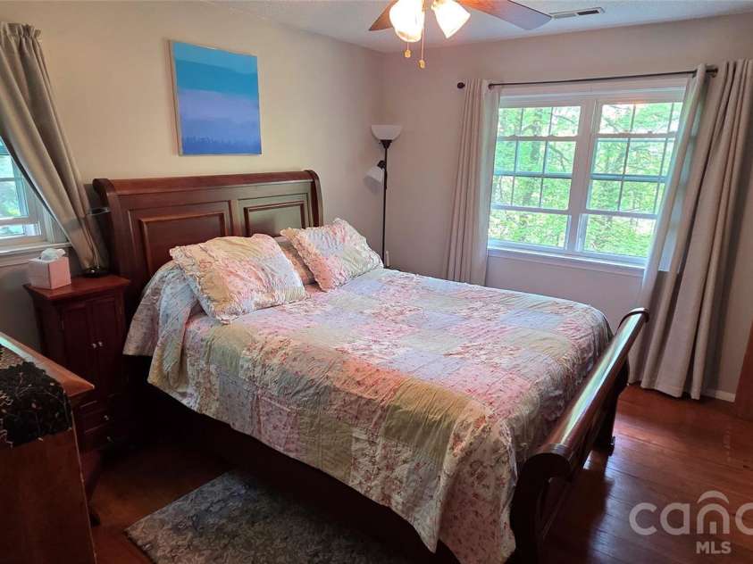 140 Elijah Hall Road, Black Mountain, NC 28711.  MLS# CAR4376953, YatesRealty ID 20420. 
