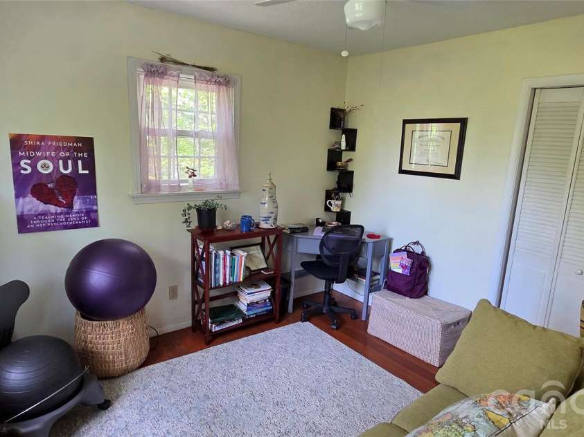 140 Elijah Hall Road, Black Mountain, NC 28711.  MLS# CAR4376953, YatesRealty ID 20420. 