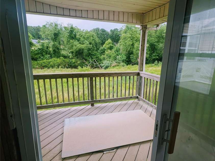 158 Clear Creekside Drive, Hendersonville, NC 28792.  MLS# CAR4265062, YatesRealty ID 20420. 