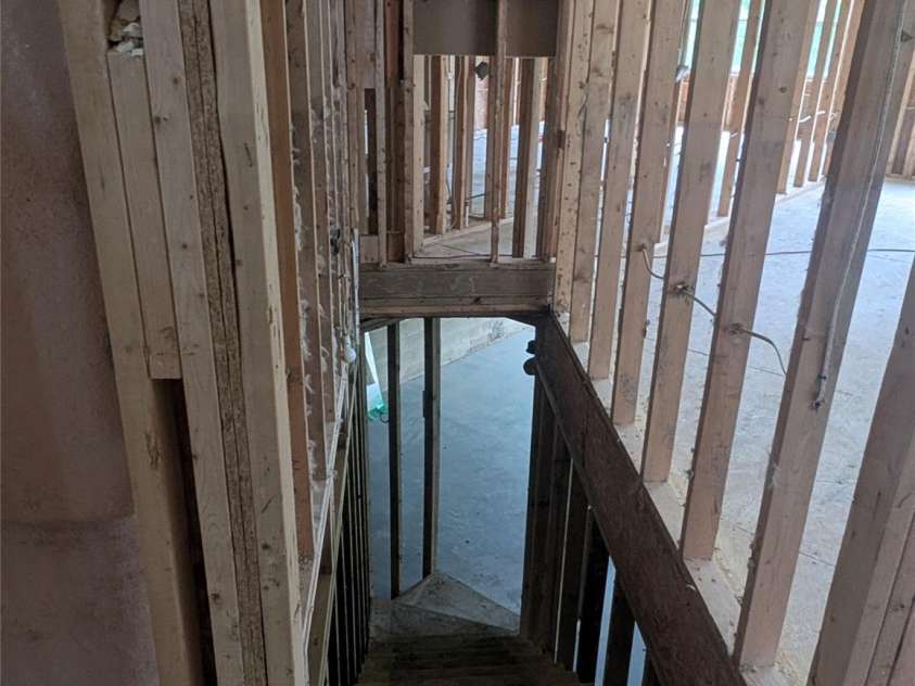 158 Clear Creekside Drive, Hendersonville, NC 28792.  MLS# CAR4265062, YatesRealty ID 20420. 