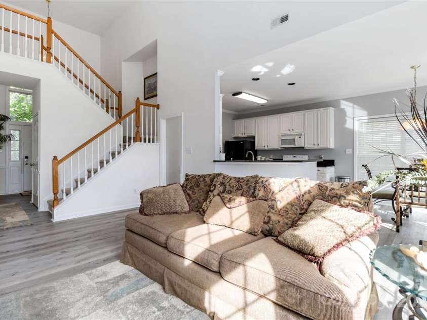 7704 Ninth Fairway Lane, Mint Hill, NC 28227.  MLS# CAR4267210, YatesRealty ID 20421. 