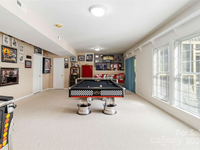 7704 Ninth Fairway Lane, Mint Hill, NC 28227.  MLS# CAR4267210, YatesRealty ID 20421. 