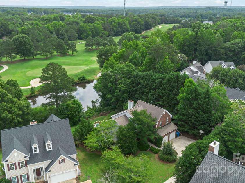 7704 Ninth Fairway Lane, Mint Hill, NC 28227.  MLS# CAR4267210, YatesRealty ID 20421. 