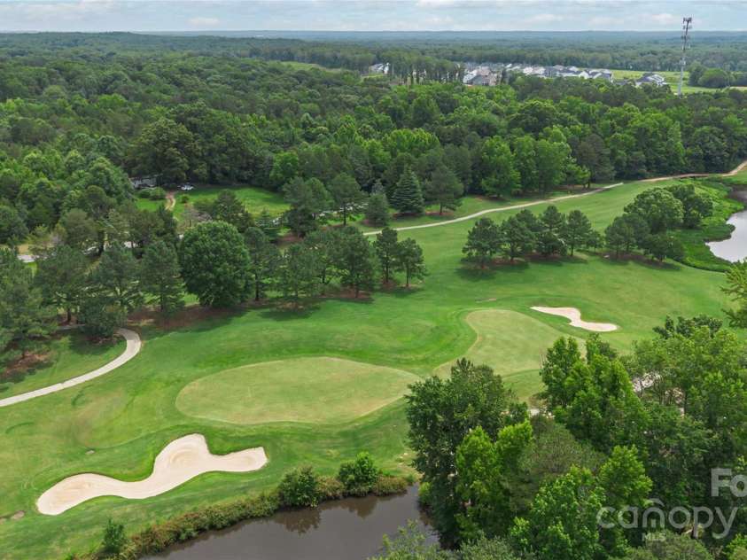 7704 Ninth Fairway Lane, Mint Hill, NC 28227.  MLS# CAR4267210, YatesRealty ID 20421. 