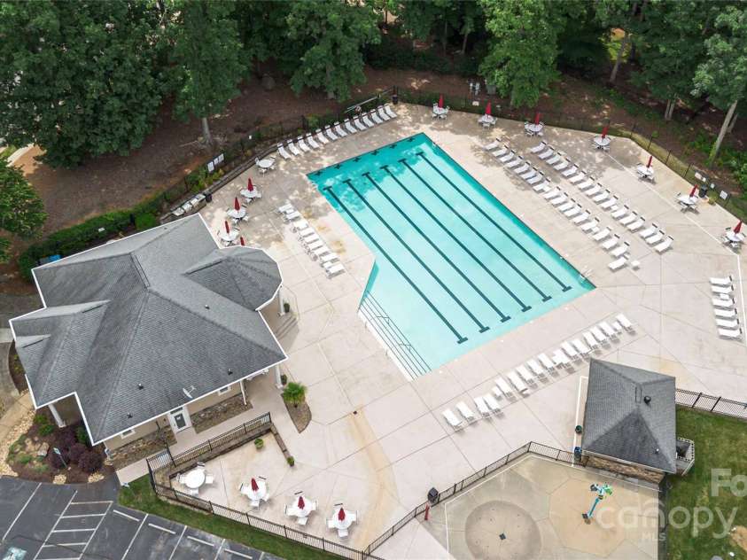 7704 Ninth Fairway Lane, Mint Hill, NC 28227.  MLS# CAR4267210, YatesRealty ID 20421. 