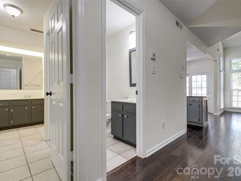 9235 Vicksburg Park Court, Charlotte, NC 28210.  MLS# CAR4378830, YatesRealty ID 20421. 