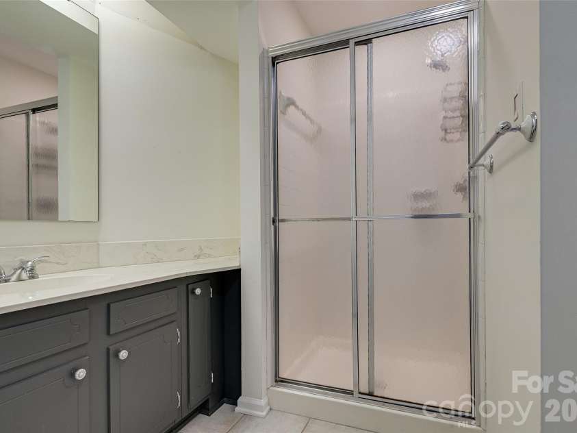 9235 Vicksburg Park Court, Charlotte, NC 28210.  MLS# CAR4378830, YatesRealty ID 20421. 