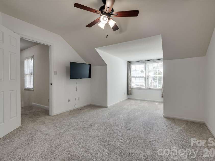9235 Vicksburg Park Court, Charlotte, NC 28210.  MLS# CAR4378830, YatesRealty ID 20421. 