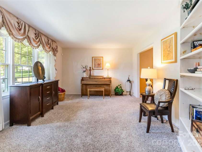 1104 Colony Court, Gastonia, NC 28056.  MLS# CAR4261159, YatesRealty ID 20422. 