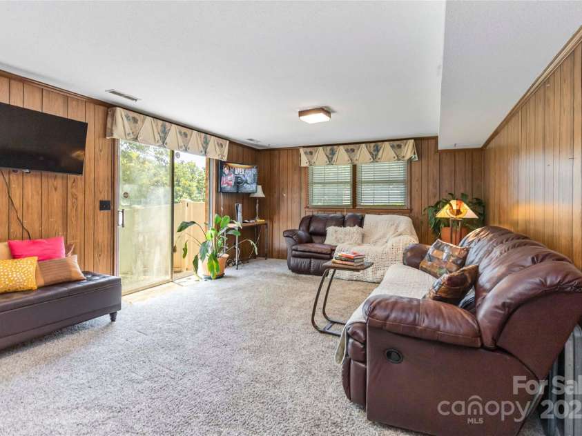 1104 Colony Court, Gastonia, NC 28056.  MLS# CAR4261159, YatesRealty ID 20422. 