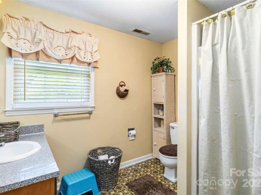 1104 Colony Court, Gastonia, NC 28056.  MLS# CAR4261159, YatesRealty ID 20422. 